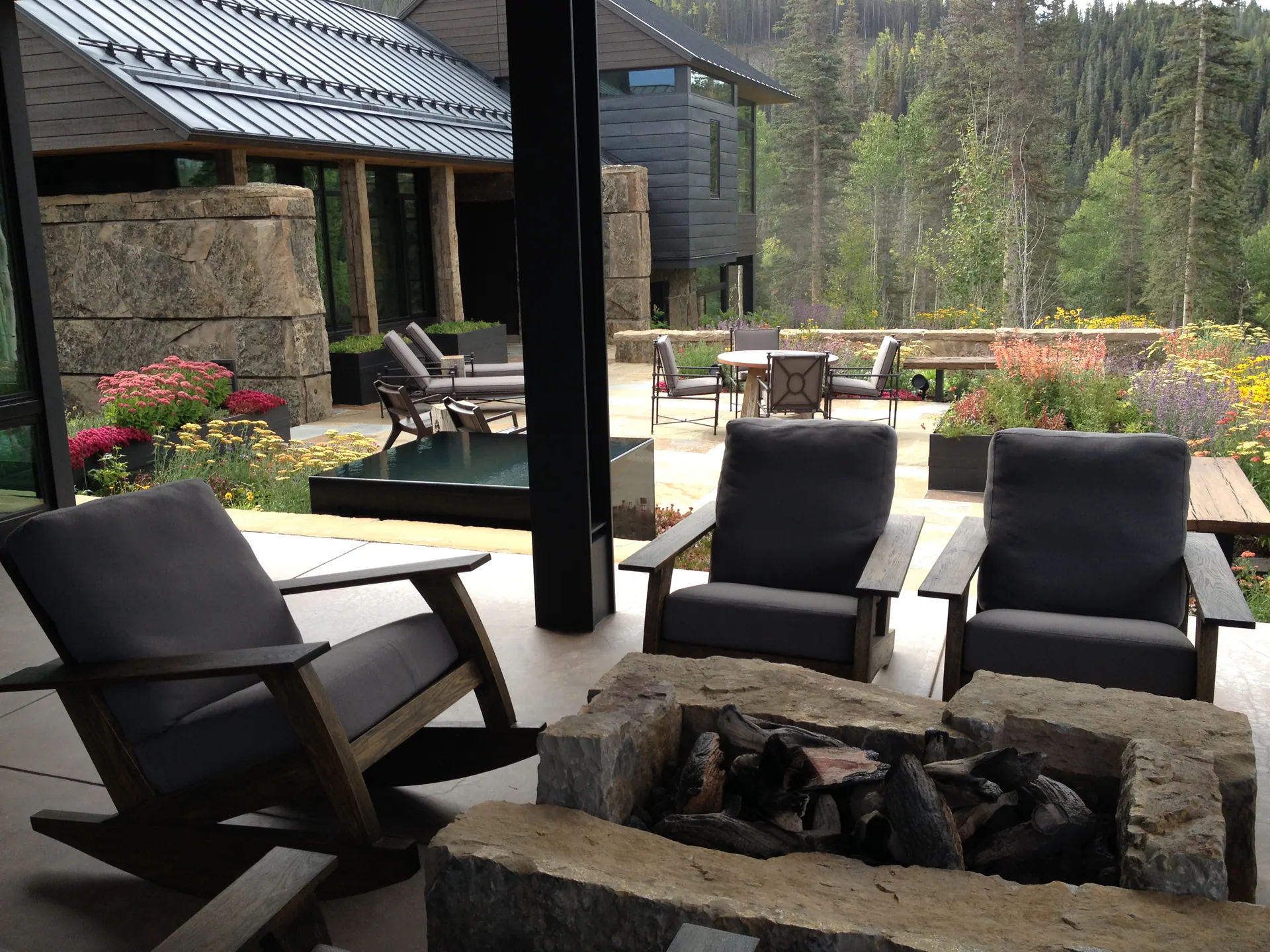 Firepits landscape element, image 11 of 31