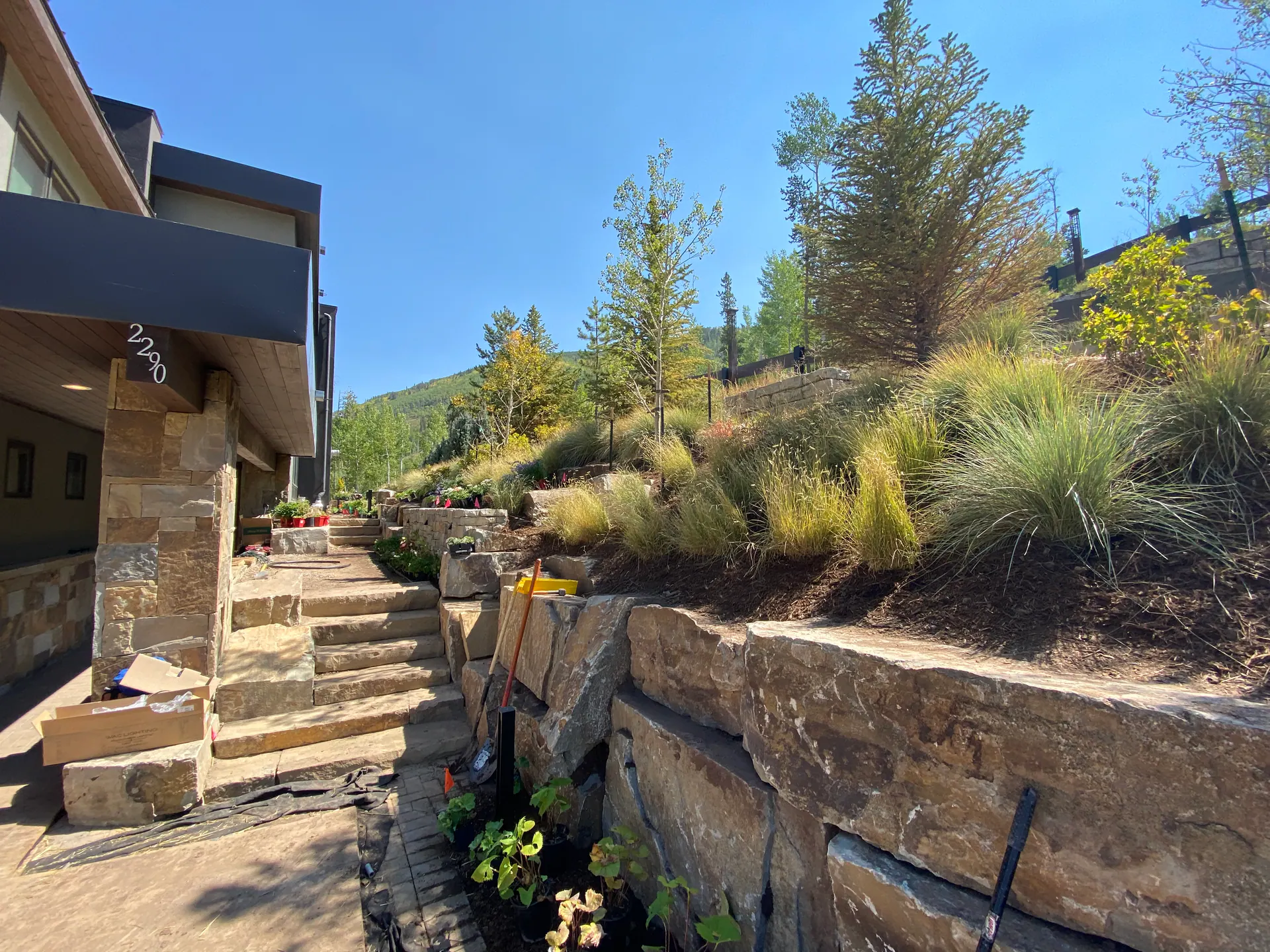 Gardens landscape element, image 31 of 69