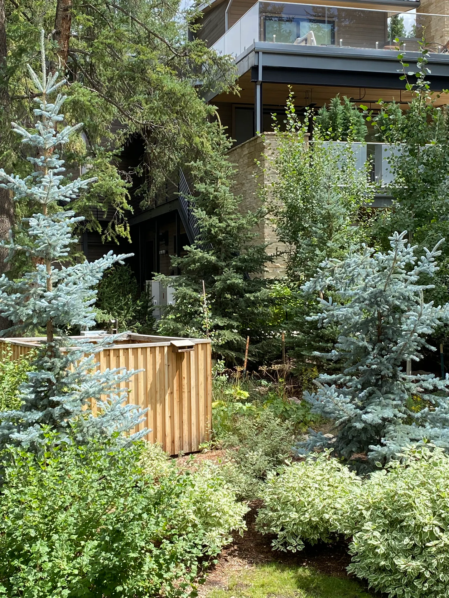 Gardens landscape element, image 38 of 69
