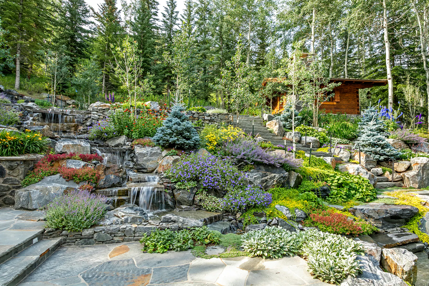 Outdoor Living landscape element, image 2 of 15