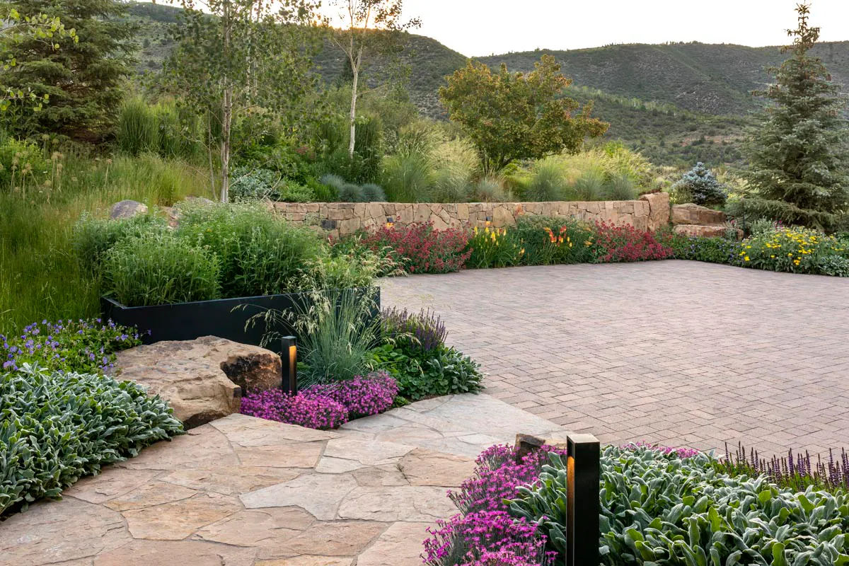 Steel Containers landscape element, image 1 of 12