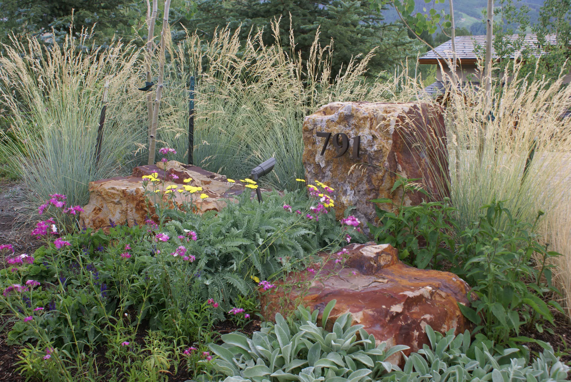 Walls & Retaining landscape element, image 1 of 22